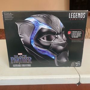 Hasbro Marvel Legends series Black Panther helmet